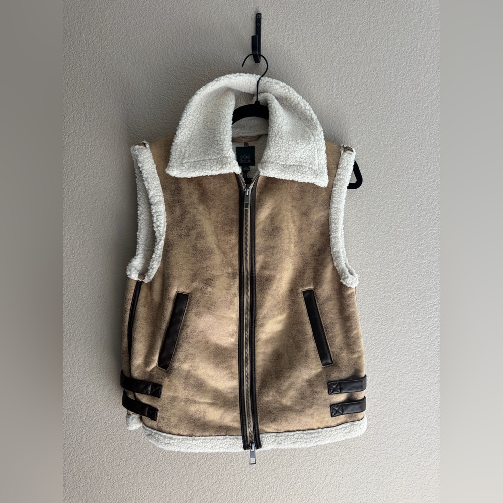 Wild Fable Cream Shearling Vest